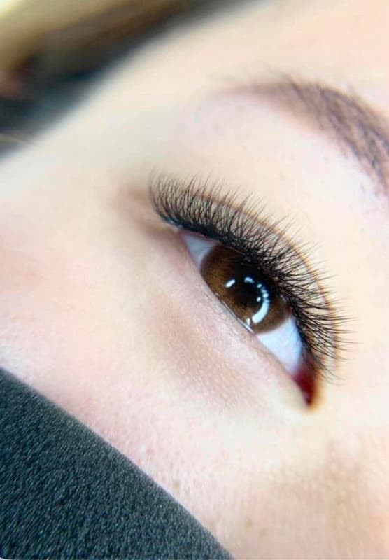 Career Woman lash extension style