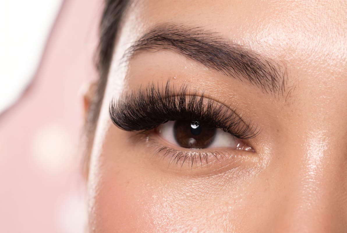 Drama Queen lash extension style